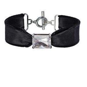 NWOT Roxanne assoulin tie bracelet